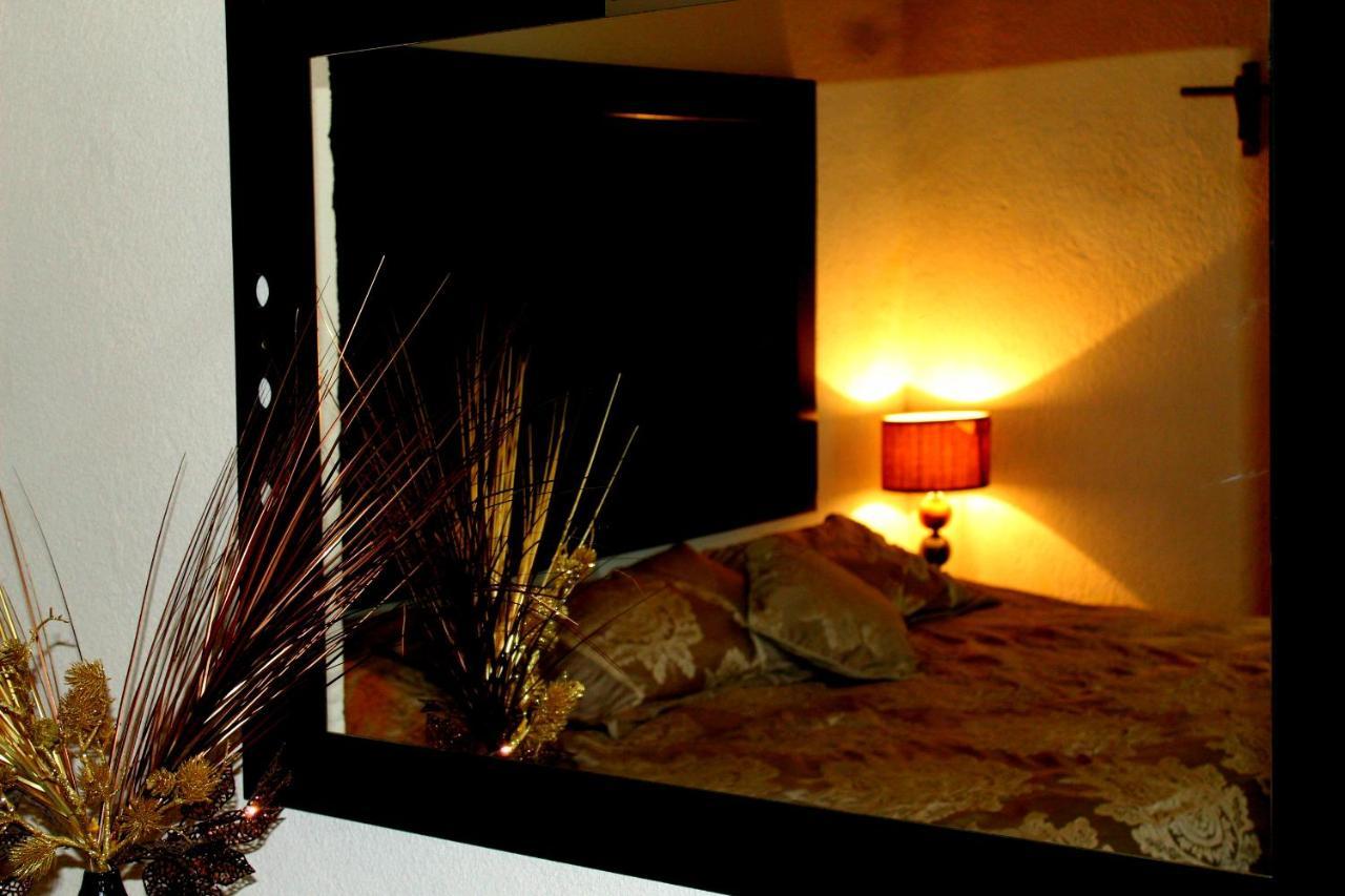 Posada Los Ahuehuetes ซาน ฮวน ตีโอตีฮัวคัน ภายนอก รูปภาพ